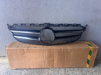 Predna maska mercedes - 7