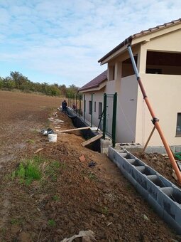 Ponúkame služby - 7