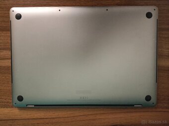 Apple MacBook Pro 2018 – i7 / 16GB / 256GB - 7