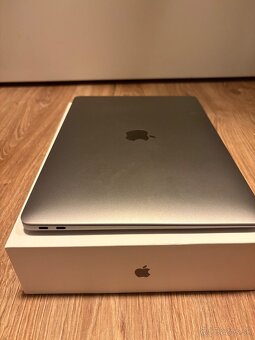 MacBook Air 13" M1 SK Kozmický sivý 2020 - 7