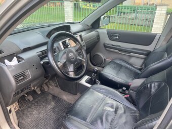 Nissan X-Trail SUV 4x4 - 7