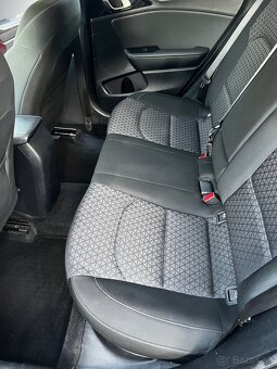Kia Ceed 1.4 T-GDi GOLD – 103 kW - 7