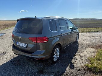 Volkswagen Touran 2.0TDi 110KW DSG 2019 - 7
