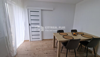 Predám prerobený Rodinný DOM na 20á pozemku 17km od NZ - 7