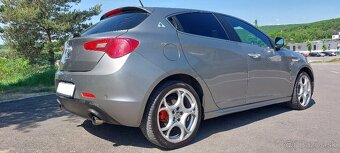 Alfa Romeo Giulietta 2.0 JTDm2  170k Distinctive - 7