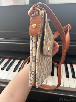 Louis biela crossbody kabelka - 7