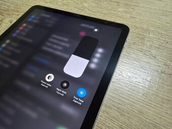 Ipad AIR 4 64gb plnefunkcny ma len jemne znamky pouzivania k - 7