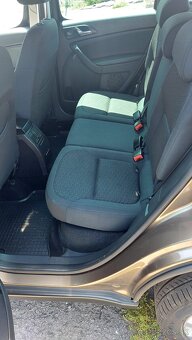 SKODA YETI 4x4 2,0tdi 103kw ELEGANCE - 7
