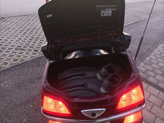 Honda Goldwing GL 1800 - 7