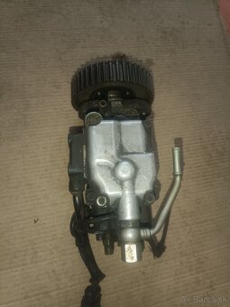 Predám rotačné vstrekovacie čerpadlo na vw 1.9tdi - 7