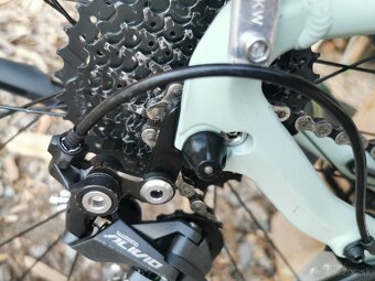 damsky elektrobicykel cross trekingovy - 7