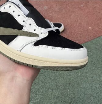 Nike Air Jordan 1 Low Travis Scott Olive - 7