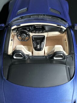1:18 - Mercedes AMG GT R Roadster - GT Spirit - 7