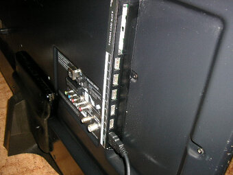 Predam LED televizor - 7