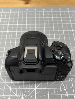 Canon R50 - 7