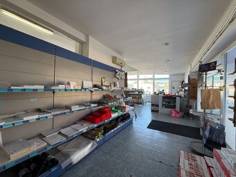 Multifunkčný reprezentatívny obchodno–skladový objekt - 7