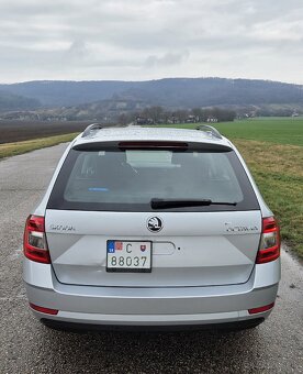 Škoda Octavia III Combi - 7