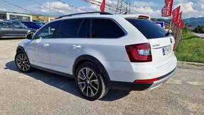 Škoda Octavia Combi 2.0 TDI 184k Scout DSG 4x4 WEBASTO LED - 7