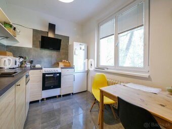 Veľký 3 izbový byt vhodný na prenajímanie - centrum - 7