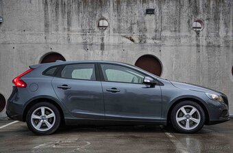 Volvo V40 T2 1.6L Momentum - 7