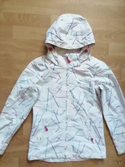Cervena vetrovka Orsay - 7