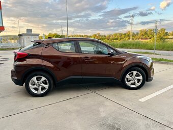 Toyota C-HR 1.8 hybrid E-CVT 72kw 2018 129000km SR - 7