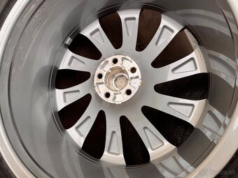 ORIG.RANGE ROVER R23 L460 SV AUTOBIOGRAPHY 285/40/23 NOVE - 7