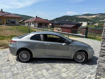 Alfa Romeo GT 1.9 JTD 110kw - 7