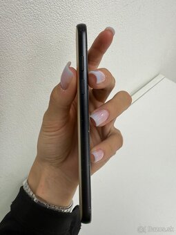 Samsung Galaxy A3 (2017) - 7