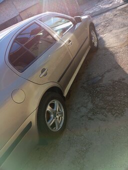 Oktavia 1.6 75 kw. Rv 2000. - 7