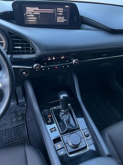 Mazda 3 2.0 Skyactiv G122 Plus A/T - 7