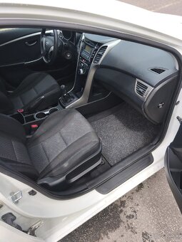 Hyundai i30 1.4 - 7
