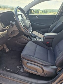 Hyundai TUSCON 2.0 CRDi STyle 4x4 Automat /MOŽNÝ ODPOČET DPH - 7