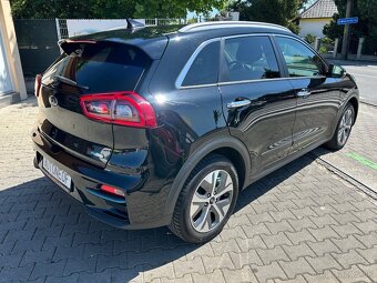 KIA e- Niro Premium Business 204ch 64KWh - 7