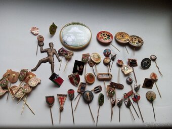 Futbalové odznaky. Šport.Futbal.FIFA . - 7