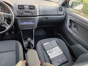 Predám Skoda fabia combi 1.2TSI Ambiente facelift r.v 2012 - - 7