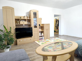 REZERVOVANÉ KRÁSNY VEĽKÝ / 90M2/ PRESVETLENÝ ZREKONŠTRUOVA - 7