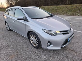 Toyota Auris 2.0 l D-4D DPF - 7