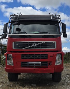 Lesovoz VOLVO FM440 6x6 - 7