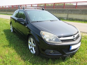 OPEL ASTRA GTC 1.9 CDTi Cosmo - 7