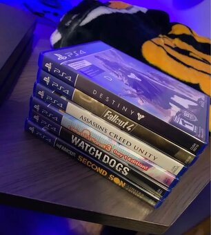 PS4 + hry - 7