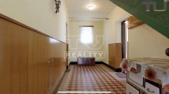 TUreality ponúka na predaj rodinný dom v obci Medzibrod... - 7