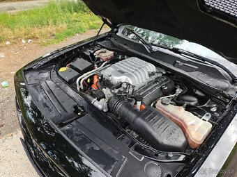 Dodge Challenger SRT Hellcat 6.2l - NEHAVAROVANÉ - 7