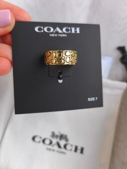 Zlatý prsteň zn. Coach - 7