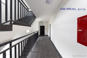 Predaj moderných 2izb bytov 55m2 v novostavbe v centre Sládk - 7