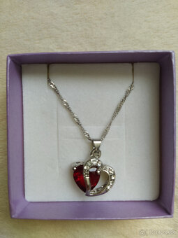 NOVÉ rôzne náušnice a vlasové doplnky (osobný odber) - 7