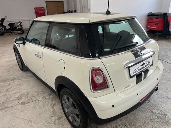 Mini One Cooper 1.4i VYHŘÍVANÉ SED. SERVISKA PARK.SENZORY - 7