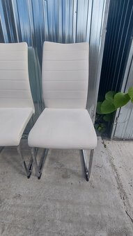 Predám 6 x stoličky cena 80 eur za všetky. - 7
