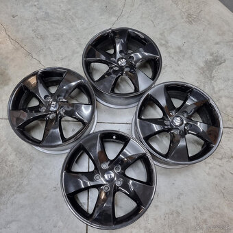 KIA disky 5x114.3 R17 6,5J ET46 - 7