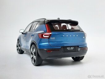 1:18 - Volvo XC40 - 1:18 - 7